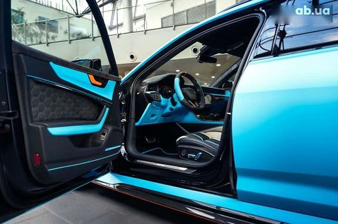 Audi rs6 2020 - фото 12