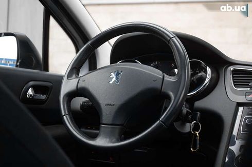 Peugeot 5008 2012 - фото 20