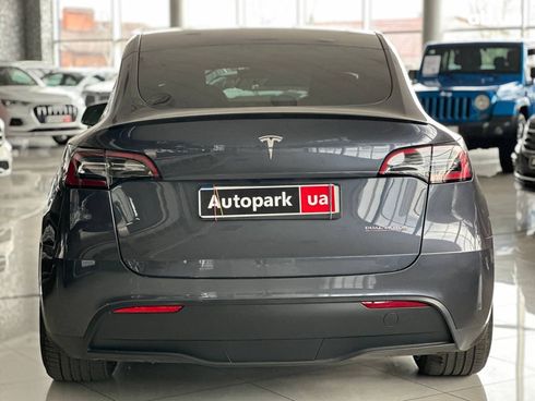 Tesla Model Y 2023 серый - фото 55
