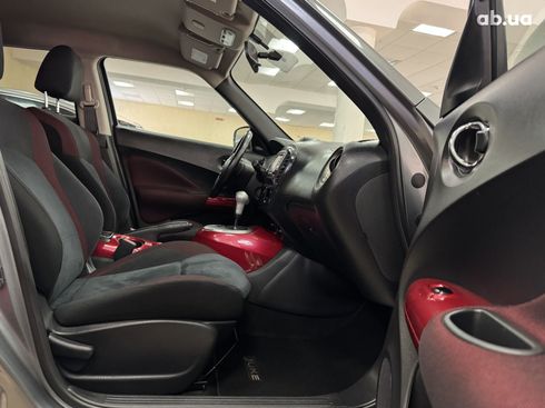 Nissan Juke 2016 серый - фото 12