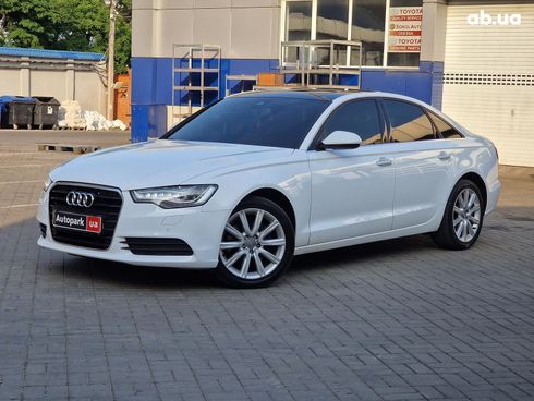 Audi A6 2014 белый - фото 7