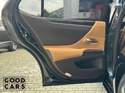 Lexus ES 2019 - фото 20