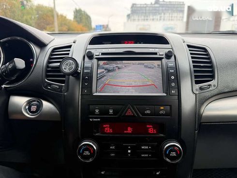 Kia Sorento 2012 - фото 17