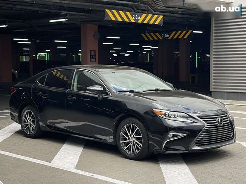 Lexus ES 2016 - фото 12