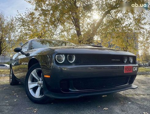 Dodge Challenger 2020 - фото 9