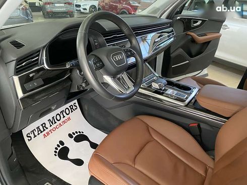 Audi Q7 2020 - фото 23