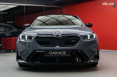 BMW M5 2025 - фото 2