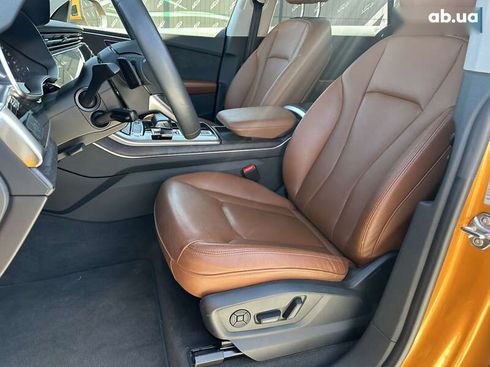 Audi Q8 2019 - фото 10