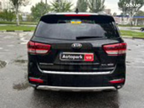 Kia Sorento 2015 черный - фото 4
