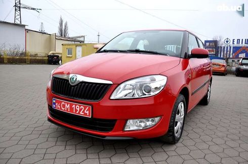 Skoda Fabia 2012 - фото 12