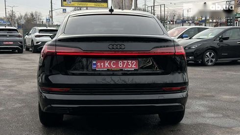 Audi E-Tron 2021 - фото 13