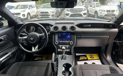 Ford Mustang 2021 - фото 18