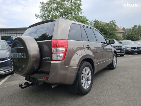Suzuki Grand Vitara 2013 коричневый - фото 3