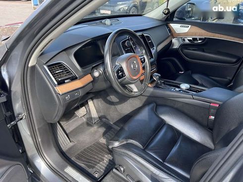 Volvo XC90 2016 - фото 17