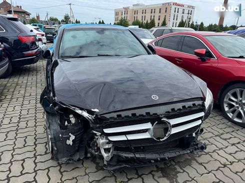 Mercedes-Benz C-Класс 2019 - фото 3