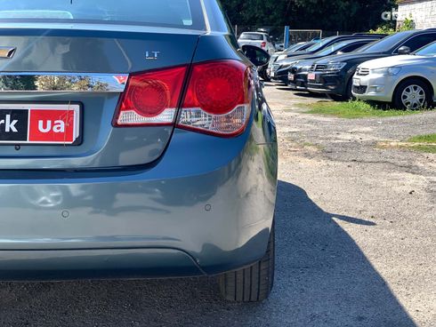 Chevrolet Cruze 2011 серый - фото 30