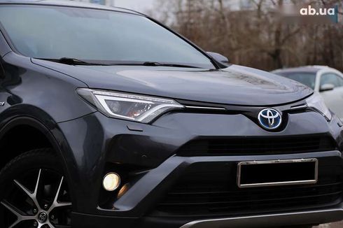 Toyota RAV4 2017 - фото 4