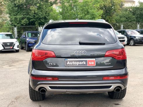 Audi Q7 2013 серый - фото 6