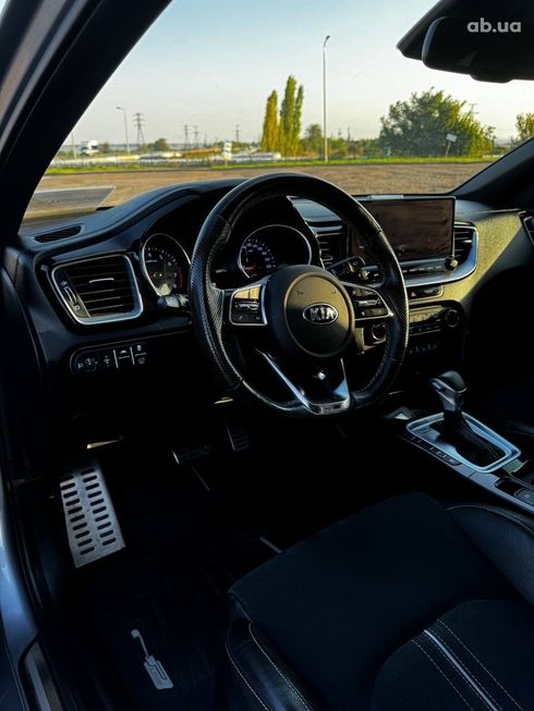 Kia ProCeed 2019 серый - фото 4