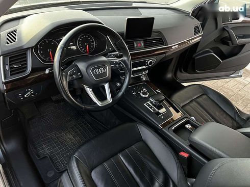 Audi Q5 2017 - фото 16