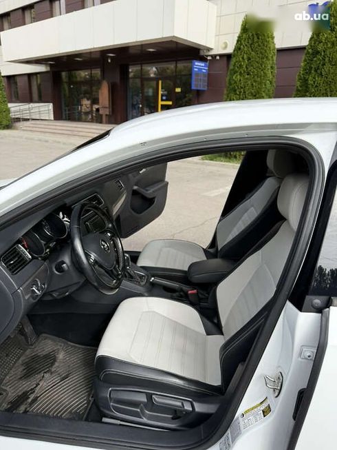 Volkswagen Jetta 2016 - фото 14