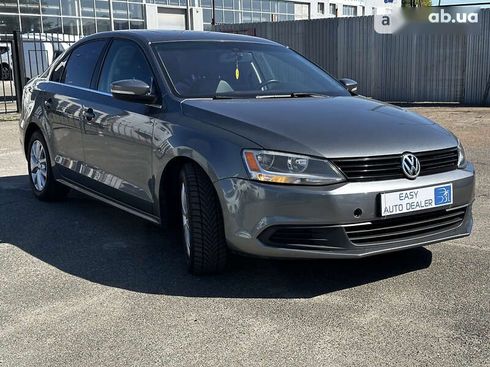 Volkswagen Jetta 2014 - фото 3