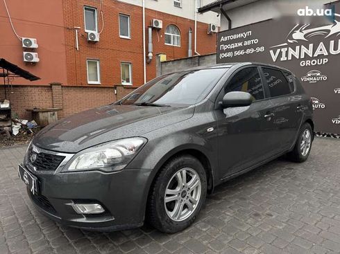 Kia Cee'd 2011 - фото 9