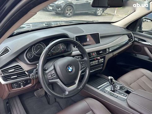 BMW X5 2017 - фото 30