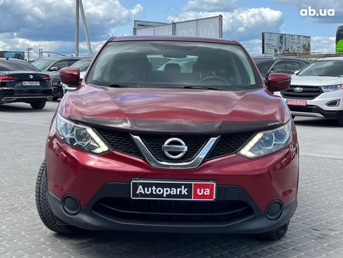 Nissan Qashqai 2014 красный - фото 2