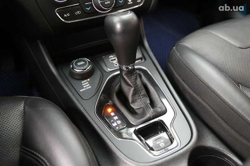 Jeep Cherokee 2019 - фото 20