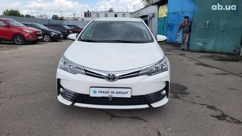 Toyota Corolla 2018 - фото 7