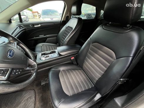 Ford Fusion 2017 серый - фото 34