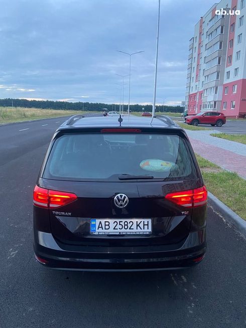 Volkswagen Touran 2017 черный - фото 6
