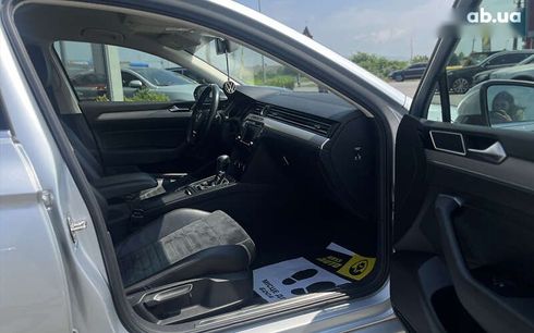 Volkswagen Passat 2015 - фото 9