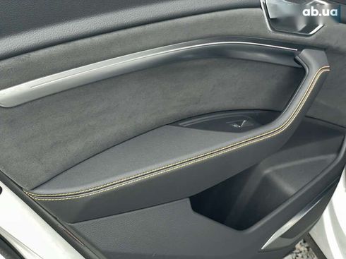 Audi E-Tron 2022 - фото 11