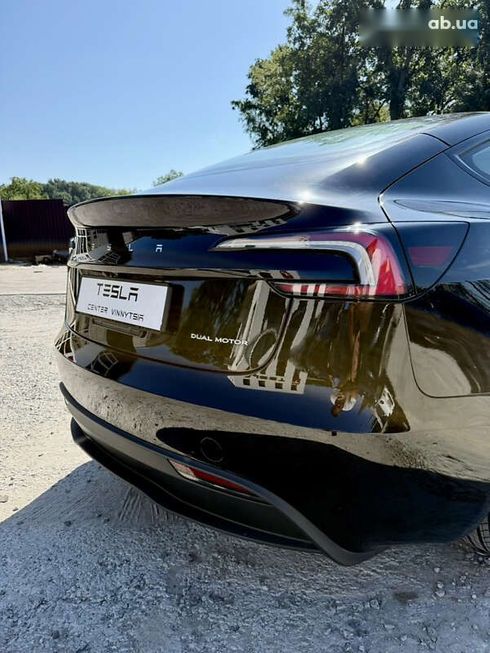 Tesla Model 3 2024 - фото 17
