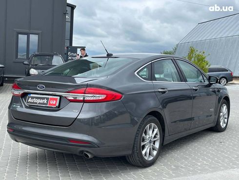 Ford Fusion 2017 серый - фото 6