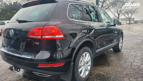 Volkswagen Touareg 2014 черный - фото 7