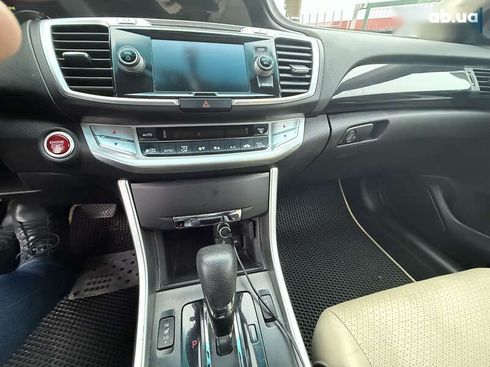 Honda Accord 2015 - фото 17