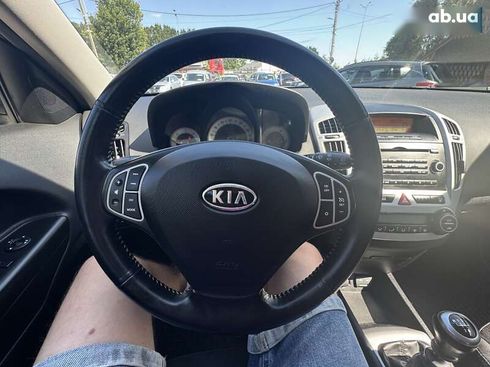 Kia Cee'd 2008 - фото 25