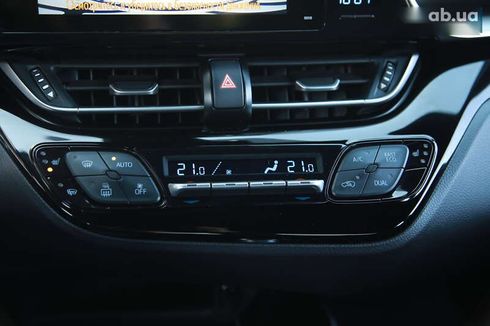 Toyota C-HR 2019 - фото 15
