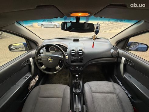 Chevrolet Aveo 2006 синий - фото 14