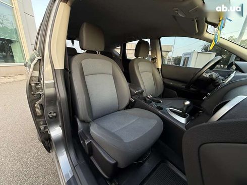 Nissan Qashqai 2012 - фото 13