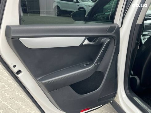 Volkswagen passat b7 2012 белый - фото 4