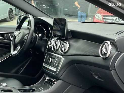 Mercedes-Benz GLA-Класс 2019 серый - фото 18