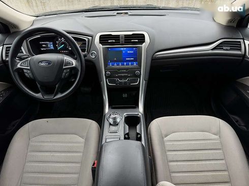Ford Fusion 2020 - фото 22