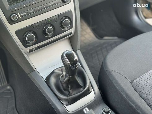 Skoda Octavia 2012 - фото 23