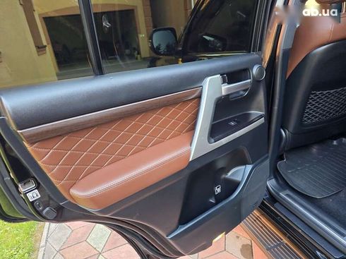 Toyota Land Cruiser 2018 - фото 29