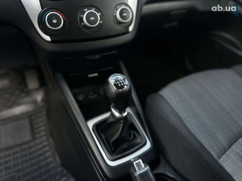Kia Cee'd 2011 - фото 27