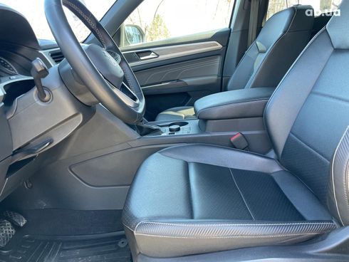 Volkswagen Atlas 2020 серый - фото 26